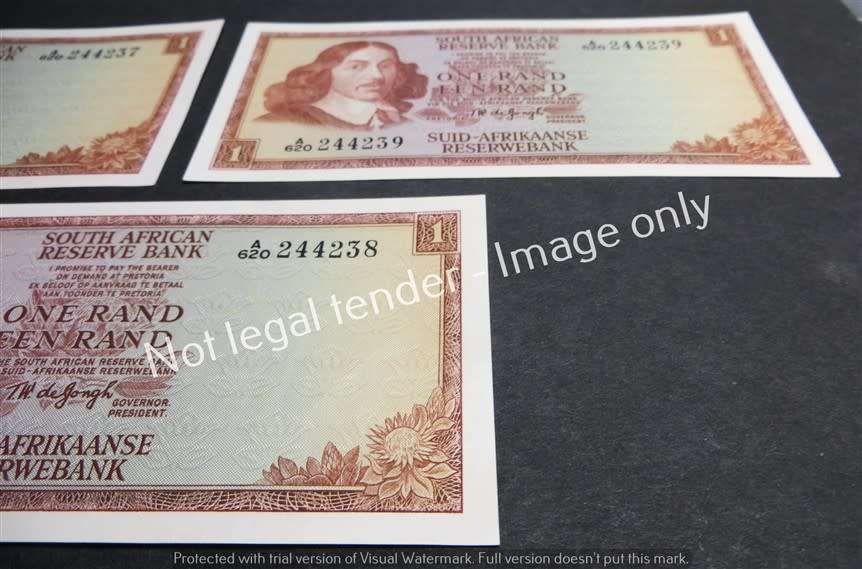 3 x TW de Jongh Consecutive No`s R1 Notes 3rd Issue - 1 Bid