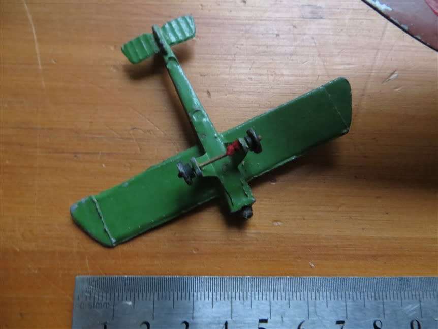 2 x  Metal Toy Airplanes + Rank Badge/Patch to show size - not included