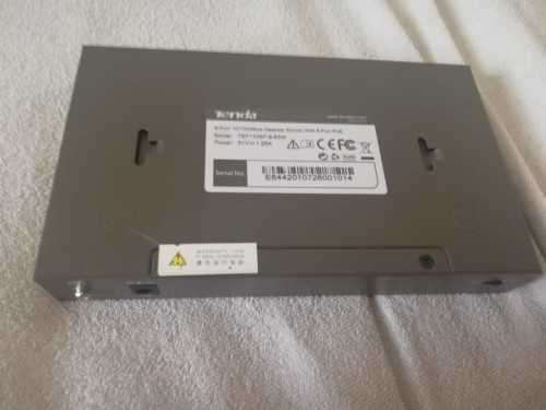 Tenda 9 Port with 8 Port PoE 58W Desktop Switch