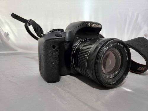 Canon 800D STM Kit