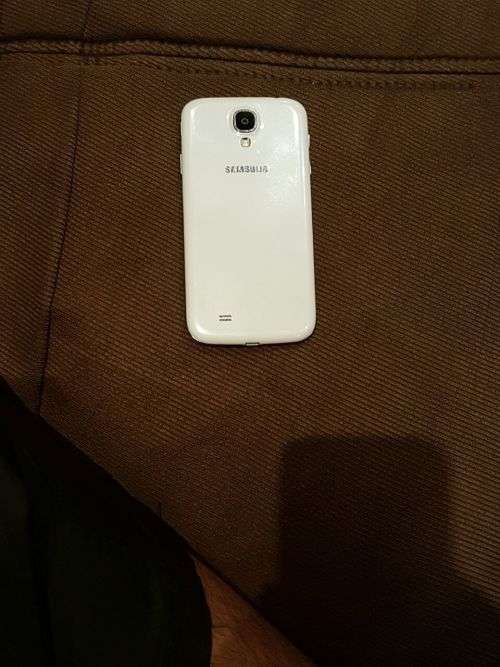 SAMSUNG GALAXY S4