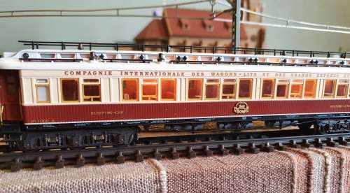 "Orient Express" coaches (1938)  TRIX H0 scale