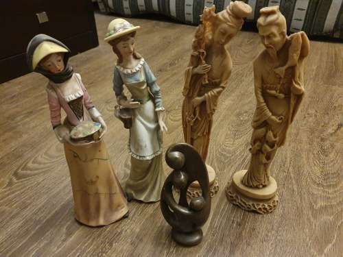 Oriental statuettes x2 Porcelain statuettes x2Stone statuettes x1