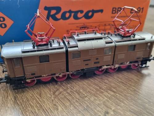 ROCO Electric Locomotive BR E91 (H0 scale)