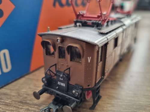 ROCO Electric Locomotive BR E91 (H0 scale)