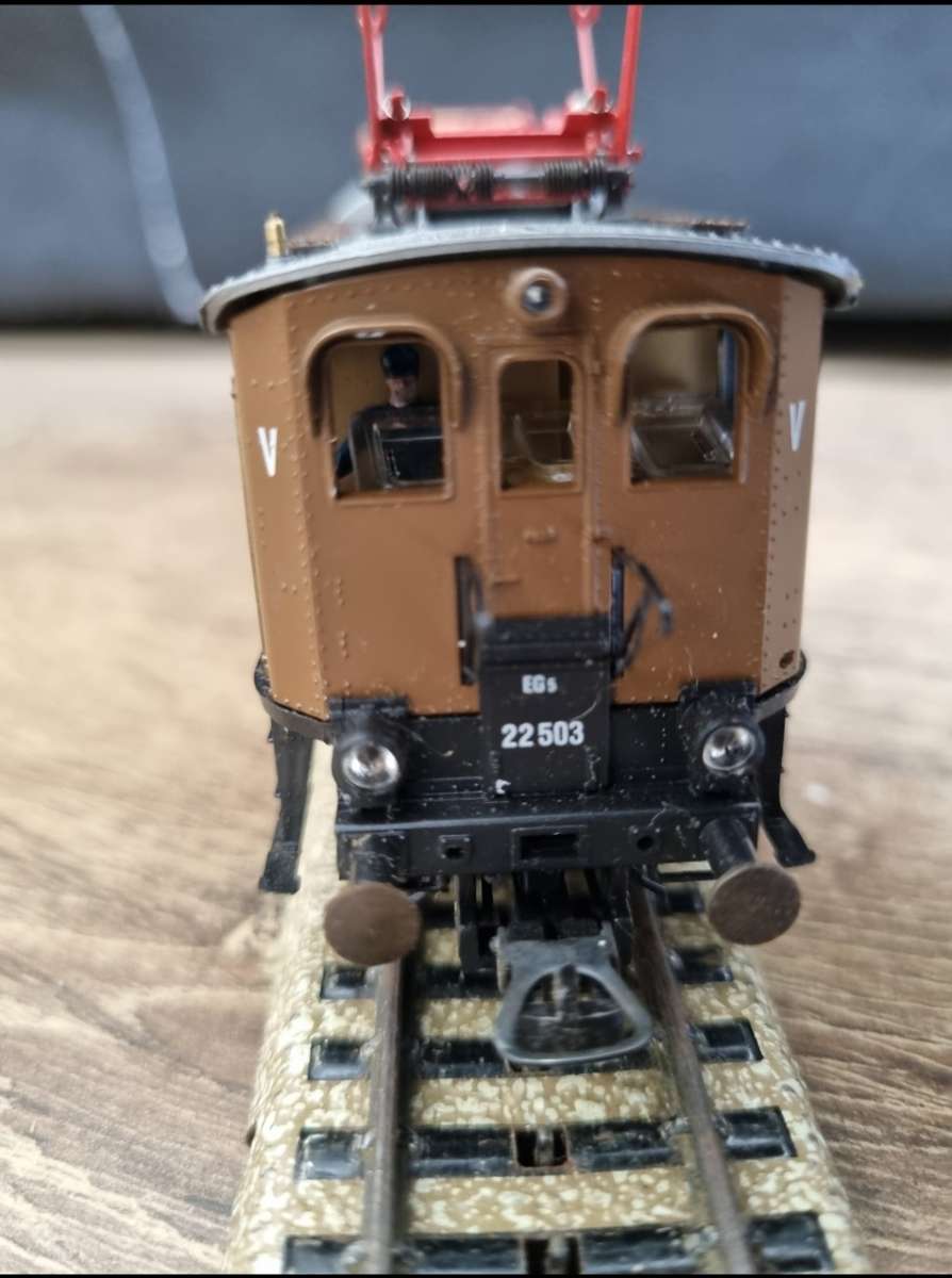 ROCO Electric Locomotive BR E91 (H0 scale)