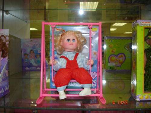 Doll in swing...Singing...:)
