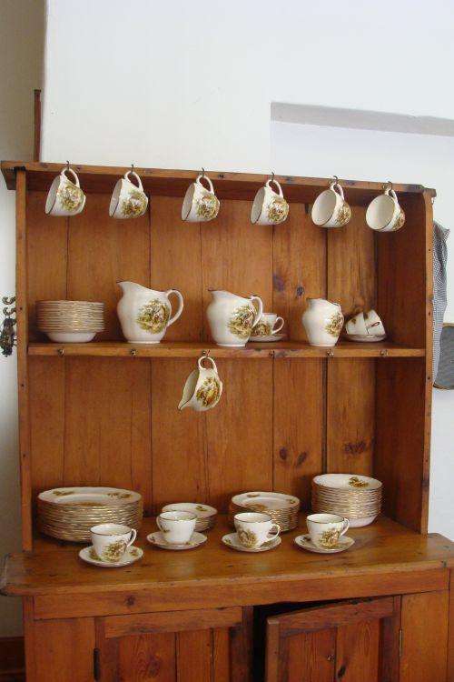 Alfred Meakin 'Cottage Pattern' 73 Piece Set. In Imaculate Condition. Made  in England.