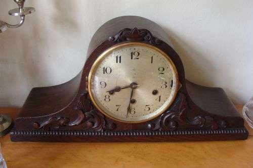 Beautiful British Antique Mantel Clock In Perfect Working Order.  With Chimes.