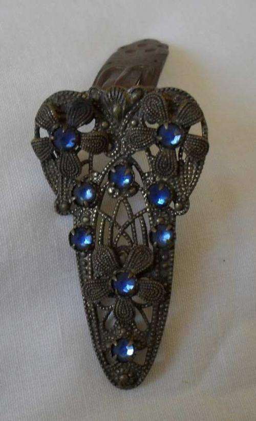 Beautiul, unusual vintage bookmark.