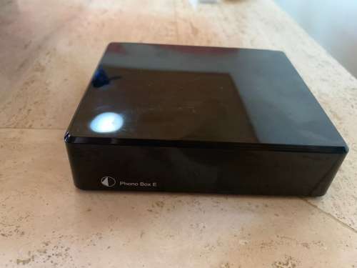 Pro-Ject Phono Box E Phono Preamplifier - Black
