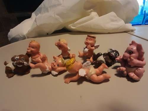Diaper Babies - 8 Figurines