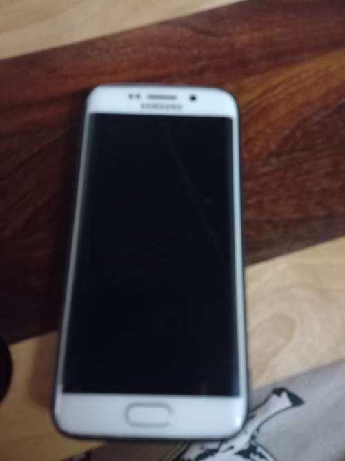 Samsung S6 edge in mint condtion