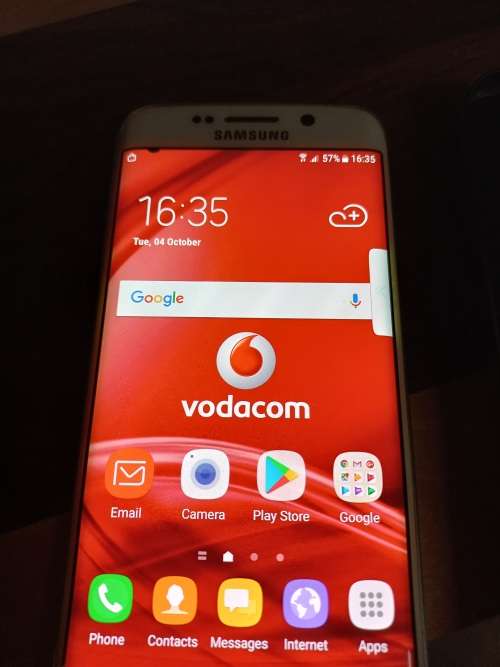 Samsung S6 edge in mint condtion