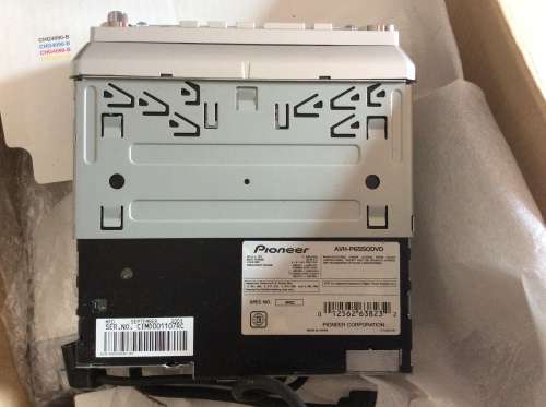 Pioneer 7 inch screen DVD player and 6 remote control DVD changer