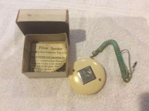 Antique Pillow speaker
