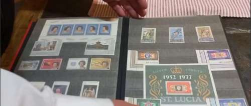 Silver Jubilee - Queen Elizabeth II - 1977 - Album with Various Issues for belatnt33