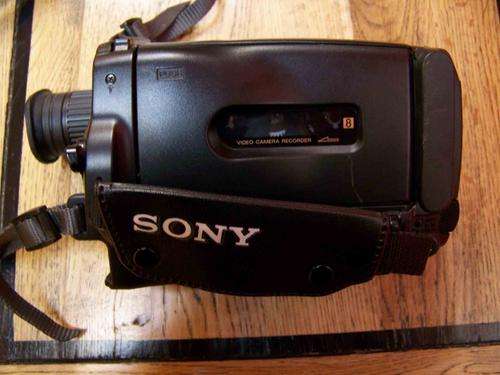 Sony CCD-TR420E Handycam Video 8   --------------------------CRAZY R1------------------------