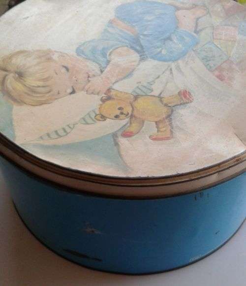 Vintage Bakers Ltd tin