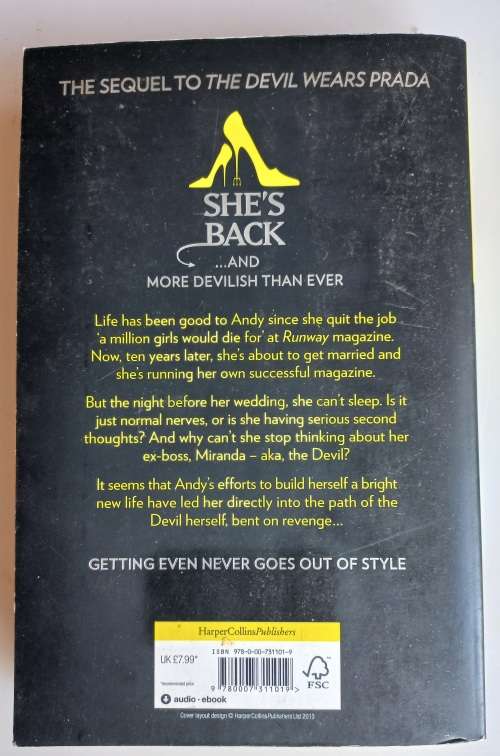 Revenge wears prada by Lauren Weisberger