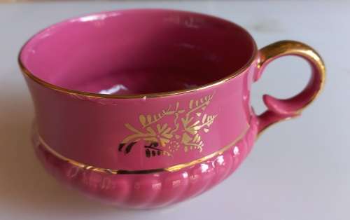 Tea cup marked RB Portugal 805