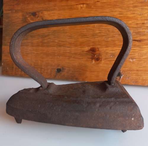 Vintage iron no 4 with stand