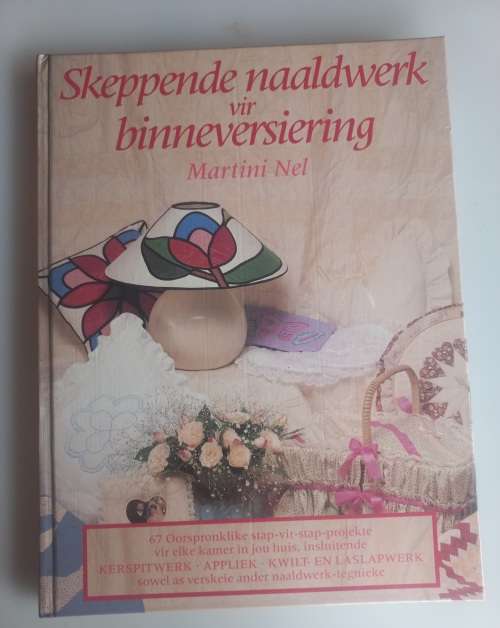 Skeppende naaldwerk vir binneversiering deur Martini Nel
