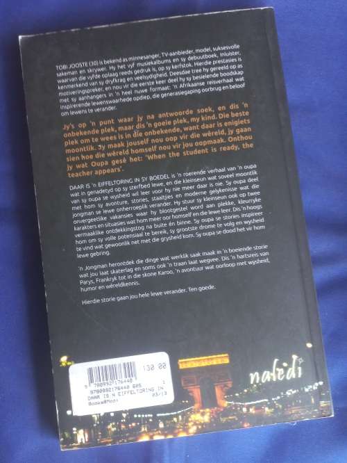 Daar is `n eiffeltoring in sy boedel deur Tobi Jooste