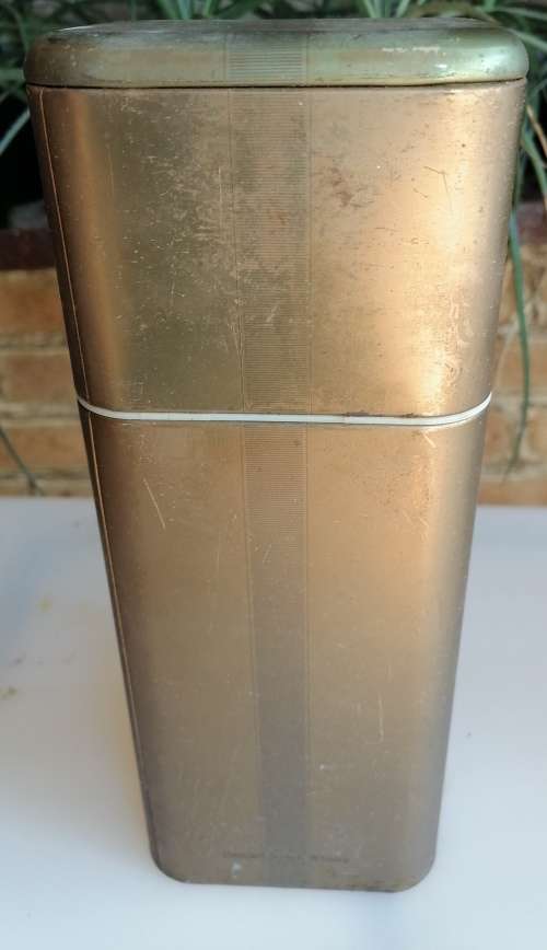 Ballantine`s whisky tin