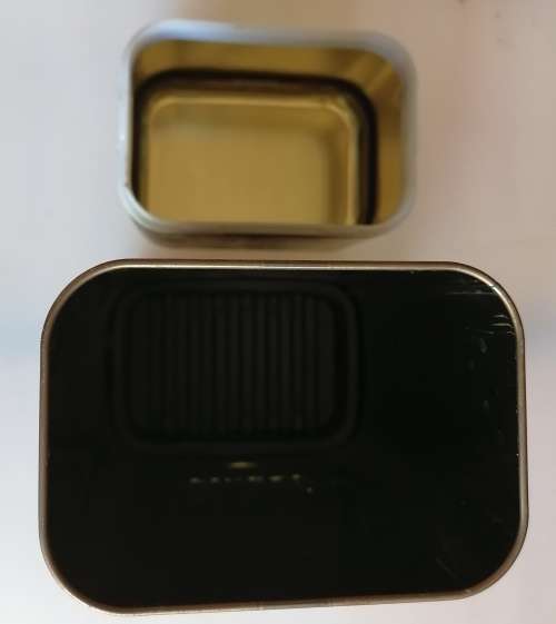 Ballantine`s whisky tin