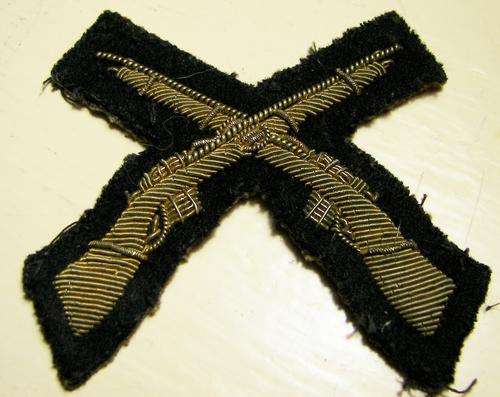 BSAP~RHODESIA POLICE~MESS DRESS~MUSKETRY/MARKSMAN~BULLION WIRE BADGE