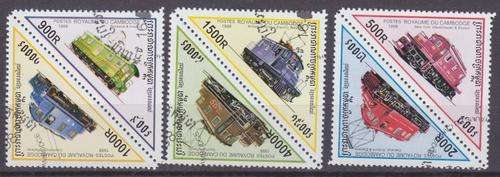 6 BEAUTIFUL THEMATIC TRIANGULAR STAMPS - TRAINS - CAMBODIA
