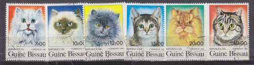 6 BEAUTIFUL THEMATIC STAMPS - CATS - GUINEA BISSAU