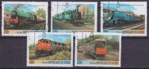 5 BEAUTIFUL THEMATIC STAMPS - TRAINS - GUINEA 1999