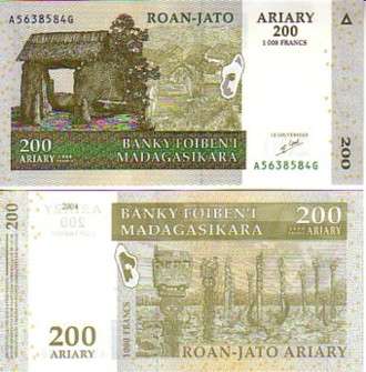 MADAGASCAR 200 ARIARY 2004 P 87 UNC