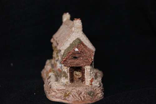 Lilliput Lane Cobblers Cottage