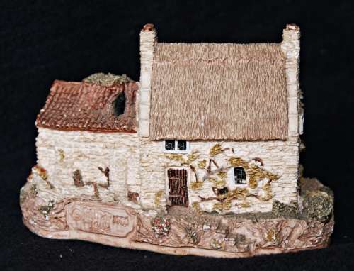 Lilliput Lane Cobblers Cottage