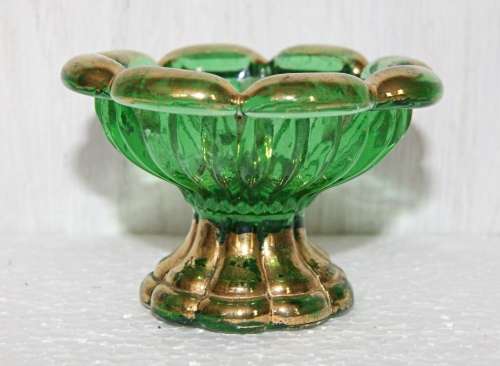 *REDUCED* Green Venetian Glass Pedestalled Dish