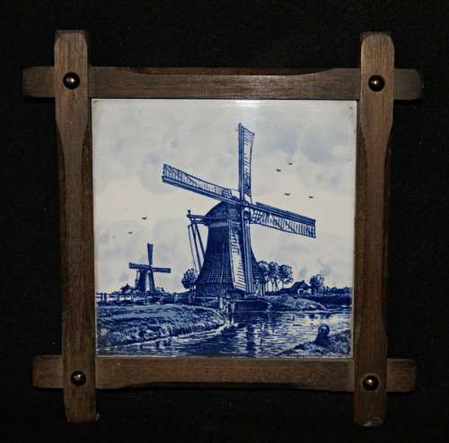 Framed Delft Tile