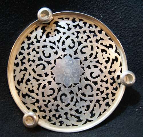 *REDUCED* Pierced EPNS Mancoplate Pot Stand