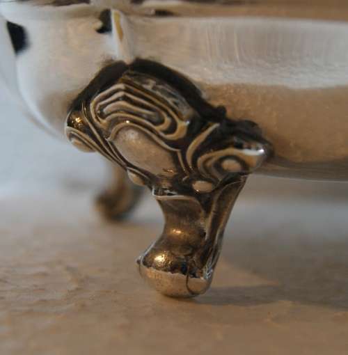 *REDUCED* Yeoman Plate Embossed Footed Bowl