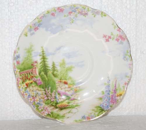 Royal Albert `Kentish Rockery` Saucer @@@ CCCRRRAAAZZZYYY R1 START!