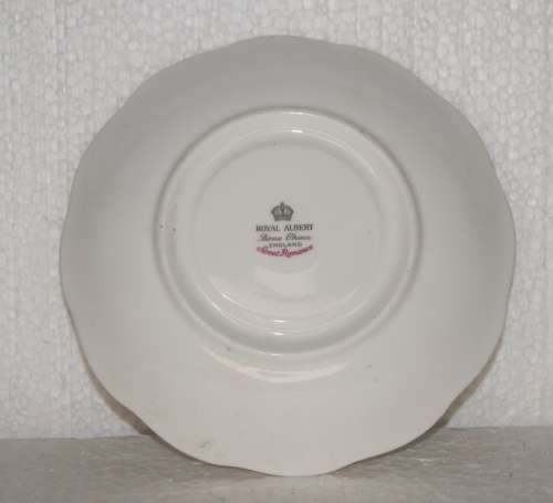 Royal Albert `Sweet Romance` Saucer @@@ CCCRRRAAAZZZYYY R1 START!