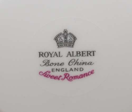 Royal Albert `Sweet Romance` Saucer @@@ CCCRRRAAAZZZYYY R1 START!