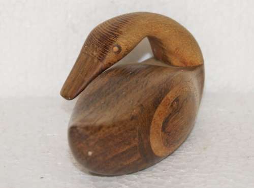 Wooden Hand Carved Duck @@@ CCCRRRAAAZZZYYY R1 START!!!