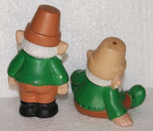 Pair of Garden Gnomes @@@ CCCRRRAAAZZZYYY R1 START!!!