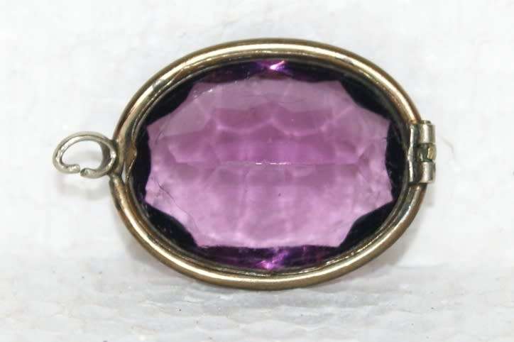 Vintage Pinchbeck and Amethyst Pendant @@@ CCCRRRAAAZZZYYY R1 START!!!