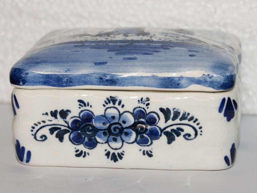 Delft Trinket Box @@@ CCCRRRAAAZZZYYY R1 START