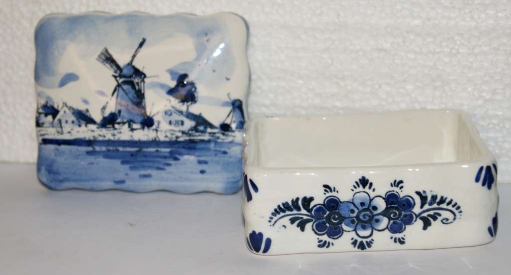 Delft Trinket Box @@@ CCCRRRAAAZZZYYY R1 START