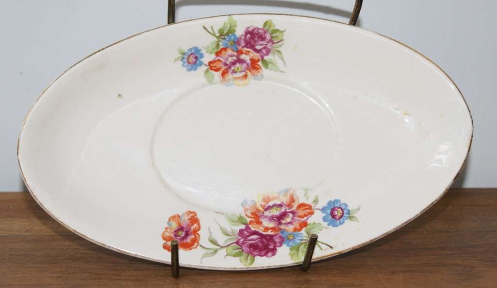 M.T.K Porcelain Oval Saucer (Occupied Japan?)